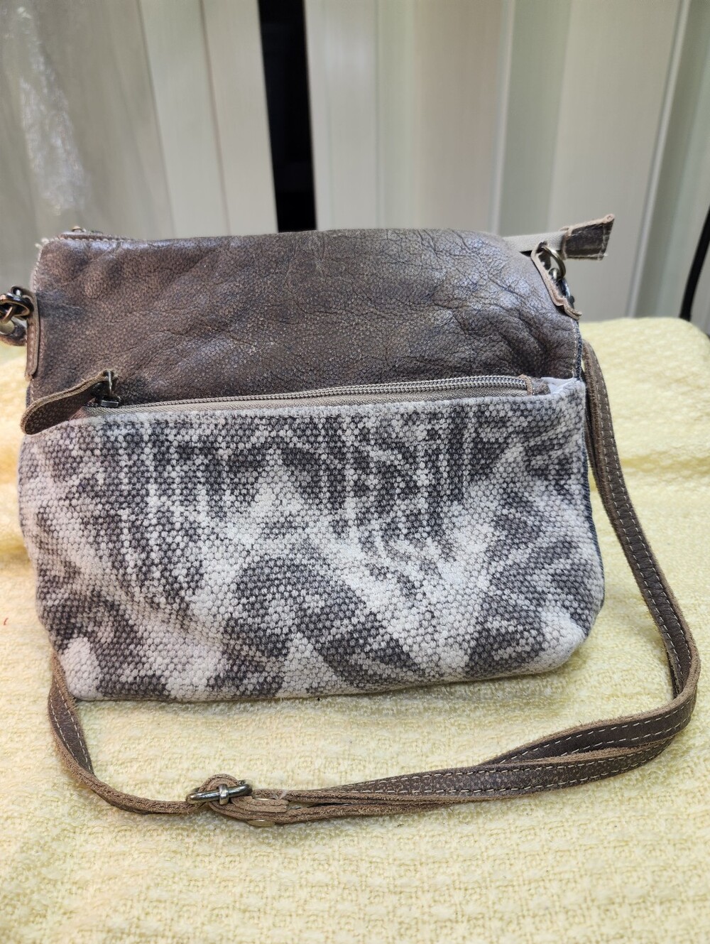 Vera Bradley Gray Textured Crossbody with Patterned Front